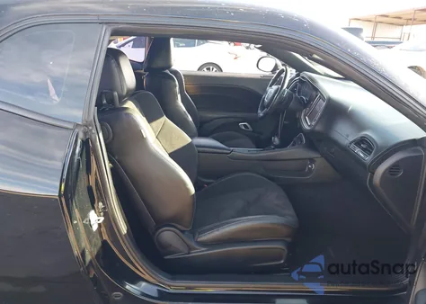 2021 Dodge Challenger R/T z USA, uszkodzony, nr VIN 2C3CDZBT5MH513506